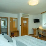 Ana 3* Split