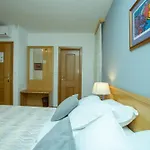 Ana Bed & Breakfast