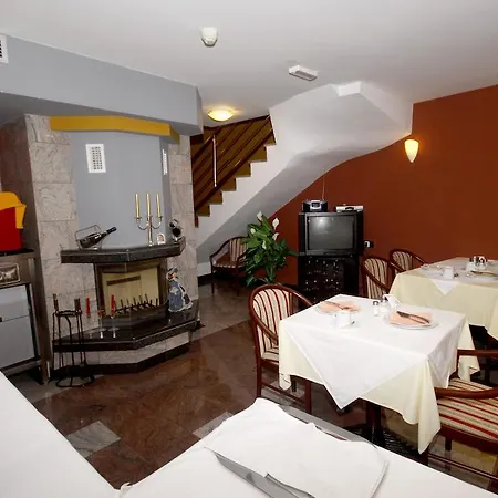 Ana Bed & Breakfast