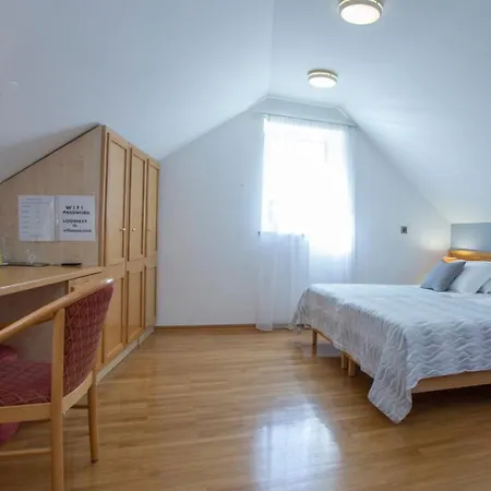 Ana Bed & Breakfast