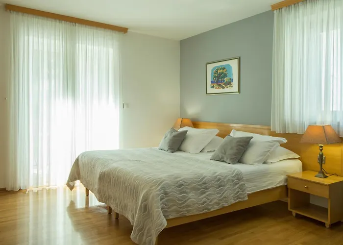 Ana Bed and breakfast 3*