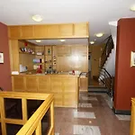 Ana 3* سبليت