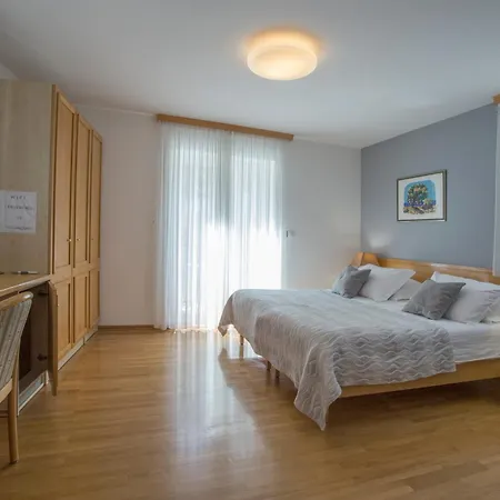 krevet i doručak Ana Split