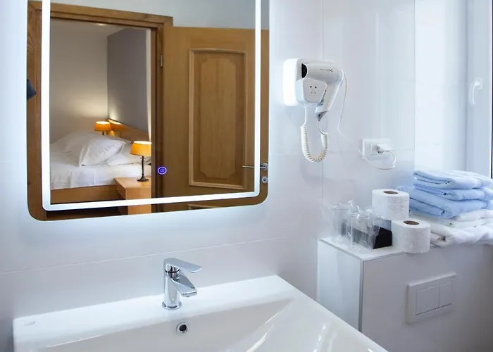 לינה וארוחת בוקר Ana ספליט