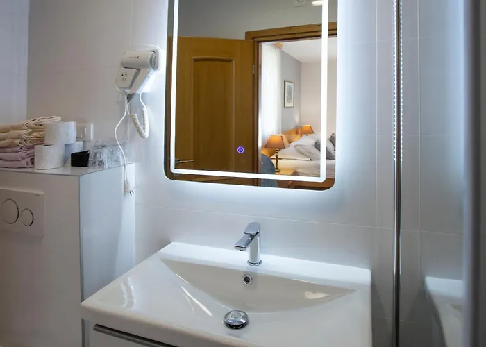 Ana לינה וארוחת בוקר